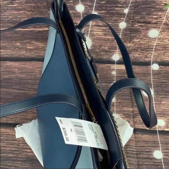 MICHAEL KORS WHITNEY POWDER BLUE MULTI LARGE - Picture 11 of 11